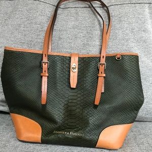 Dooney & Bourke Purse